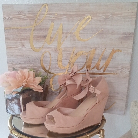 Torrid peep bow wedge heels - Picture 1 of 12